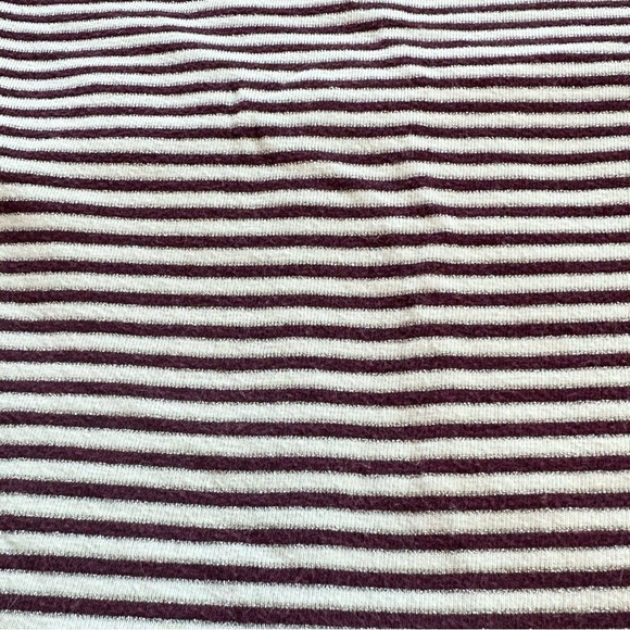 H&M Basics Organic Cotton Girls Burgundy Striped Long Sleeve Tee Shirt 2-4 Y - Picture 4 of 6